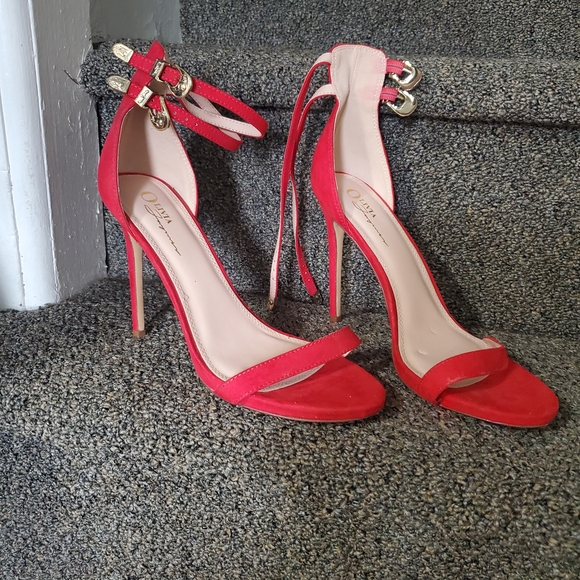 Qupid Women's Vibrant Red Ankle Strap Heels - Picture 1 of 12